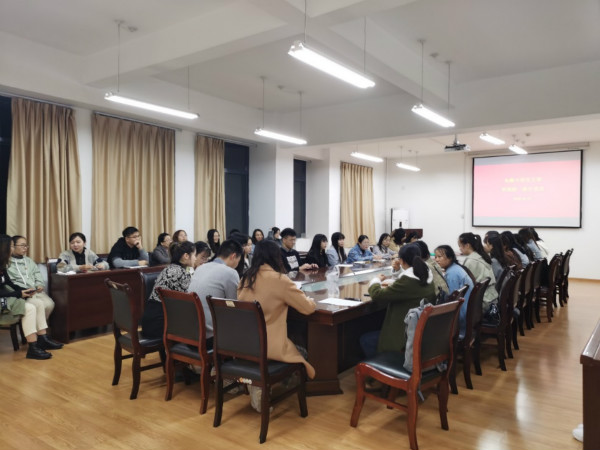 64885183abf54747aa5d98c6aa4bb130.jpg 党员大会.jpg