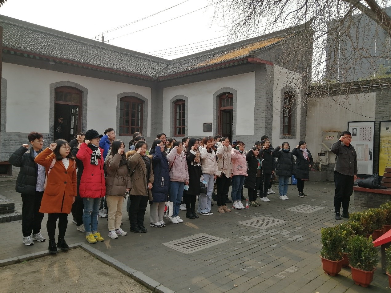 bfa9900ddd494b168bdd8715da0ef7fb.jpg bfa9900ddd494b168bdd8715da0ef7fb.jpg