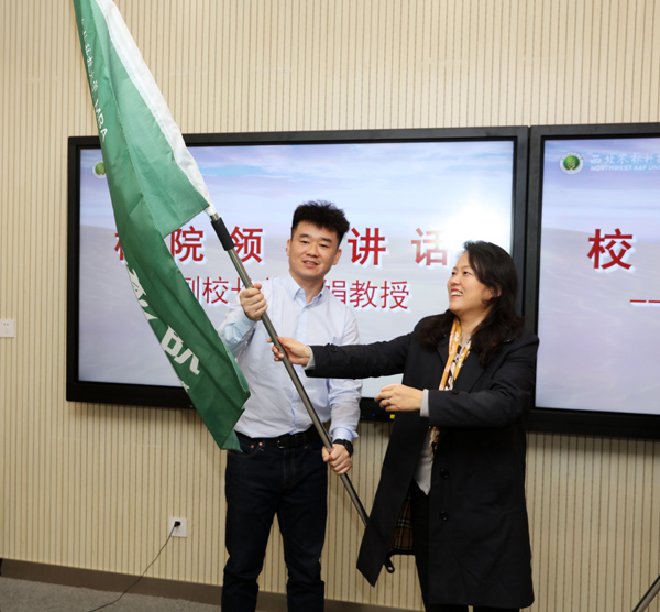 568629dc1f3e4a1d9db1858efd062e20.jpg 3.jpg