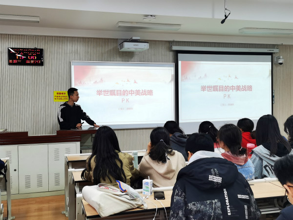 f5570b11f58345069f6bbd924b744256.jpg 党团活动_meitu_2.jpg