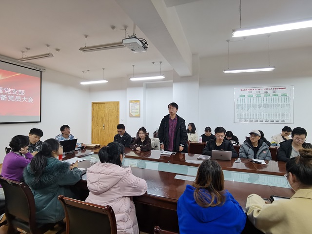 e88308b18dcc44c9932993c37c470f65.jpg CBD79ACE2C0DFD2B57D657C4BD679A30.jpg