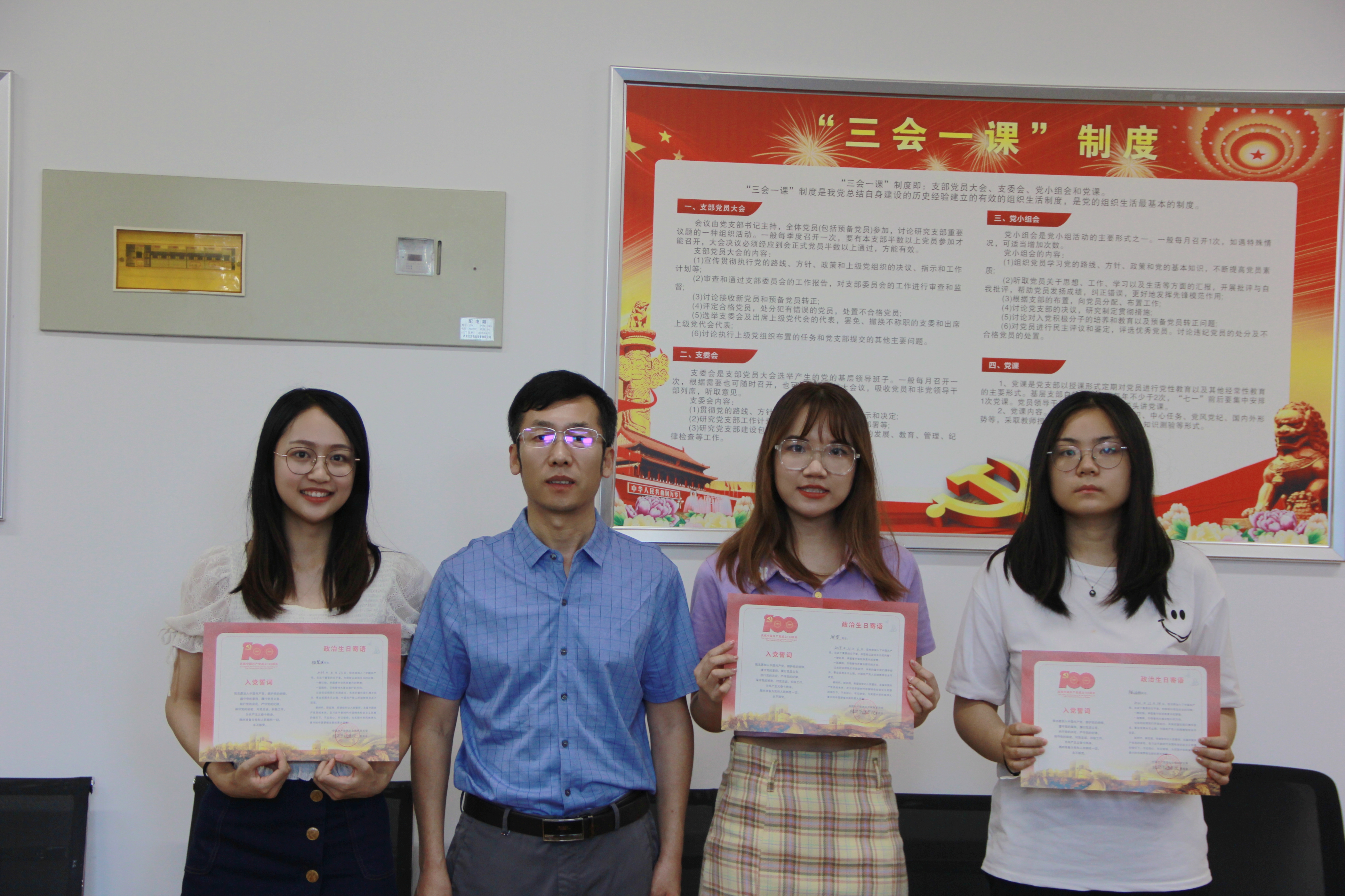 f8ae402e657d4efc969faae736c81db3.jpg f8ae402e657d4efc969faae736c81db3.jpg