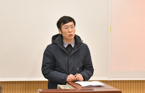公司党委副书记张军驰讲话.jpg