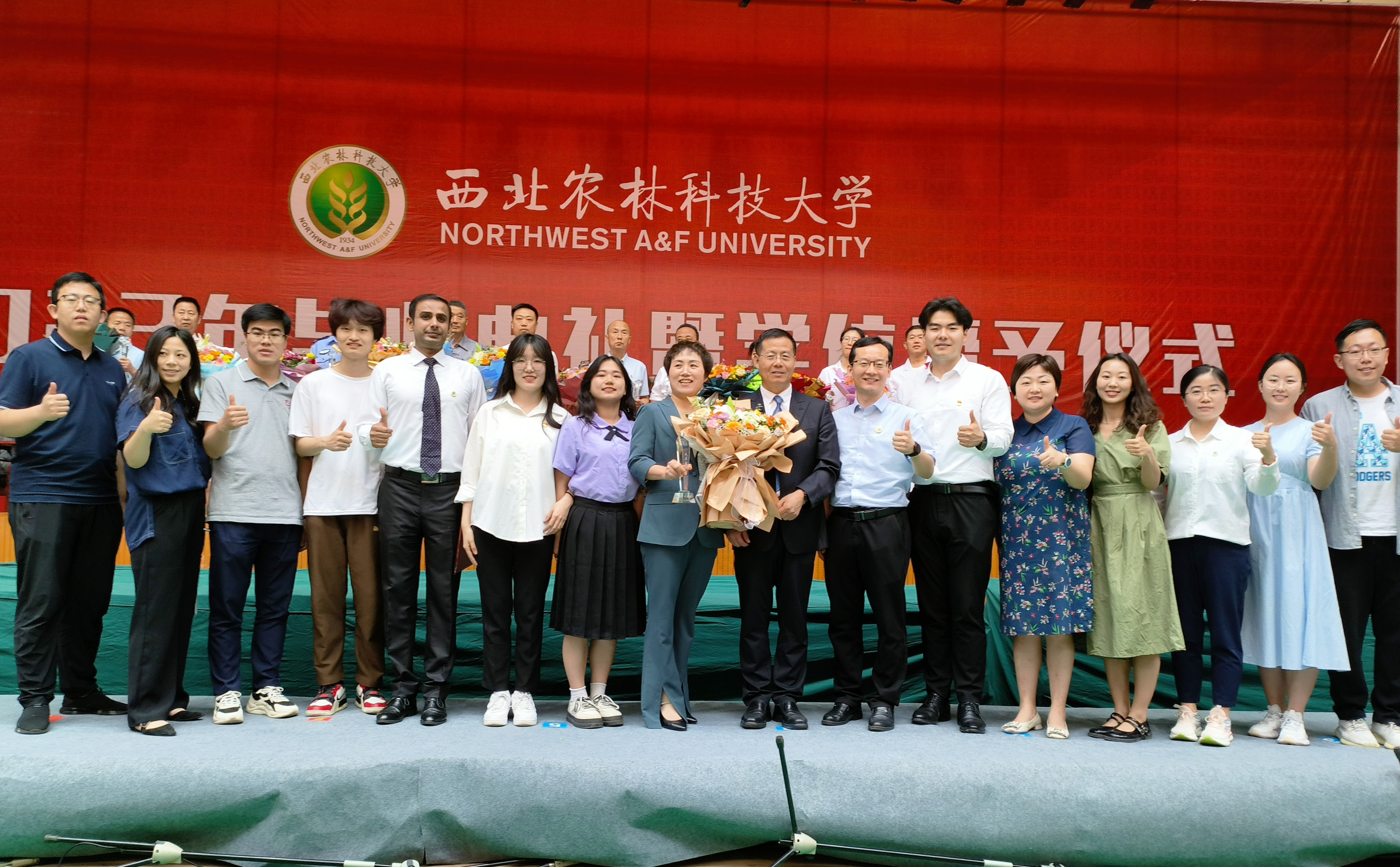 a61b402e0e7a482f95f8fdba86677bcd.jpeg a61b402e0e7a482f95f8fdba86677bcd.jpeg