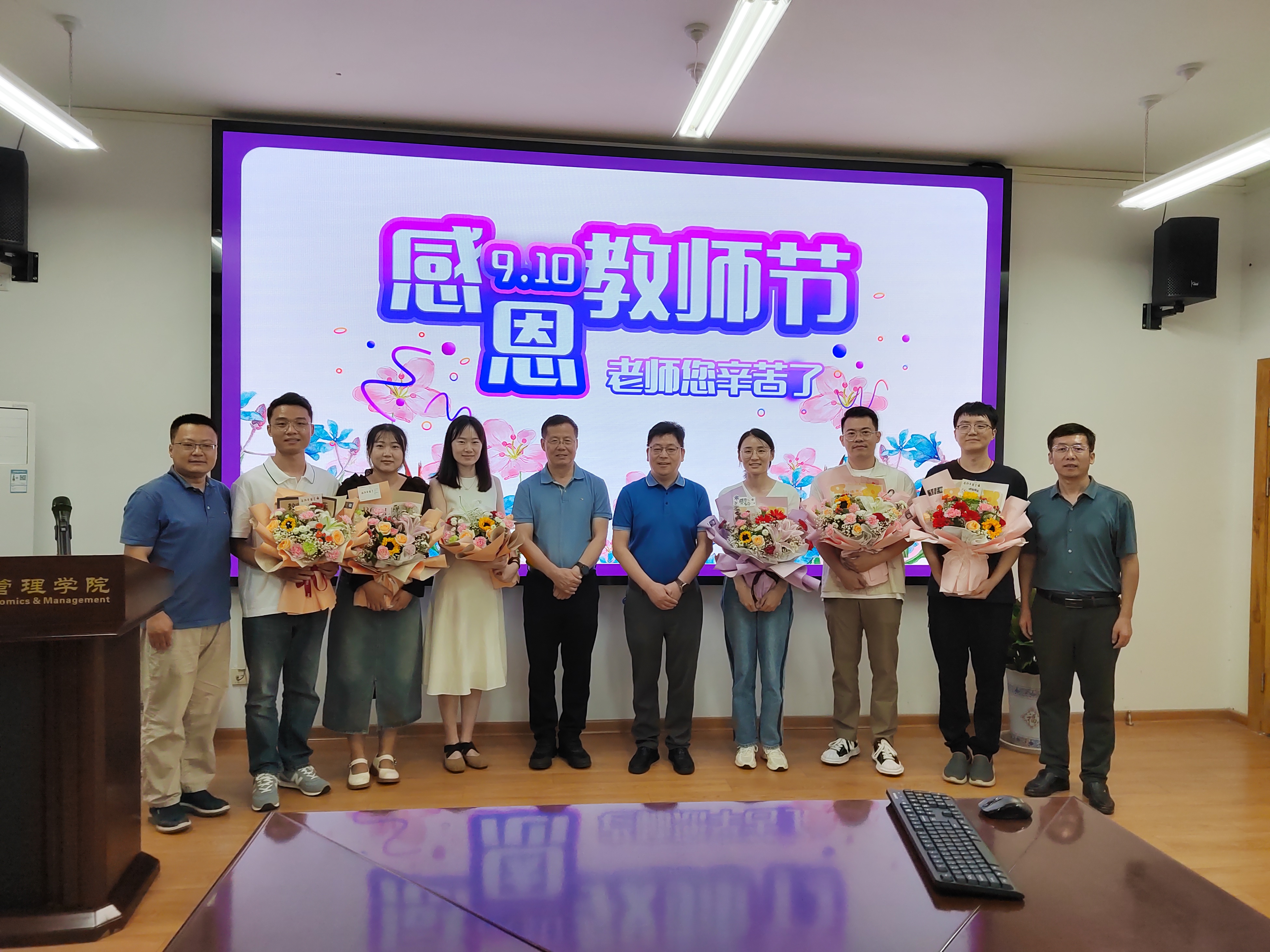 b0eabe53ab94413d87e9595c72c744a8.jpg b0eabe53ab94413d87e9595c72c744a8.jpg